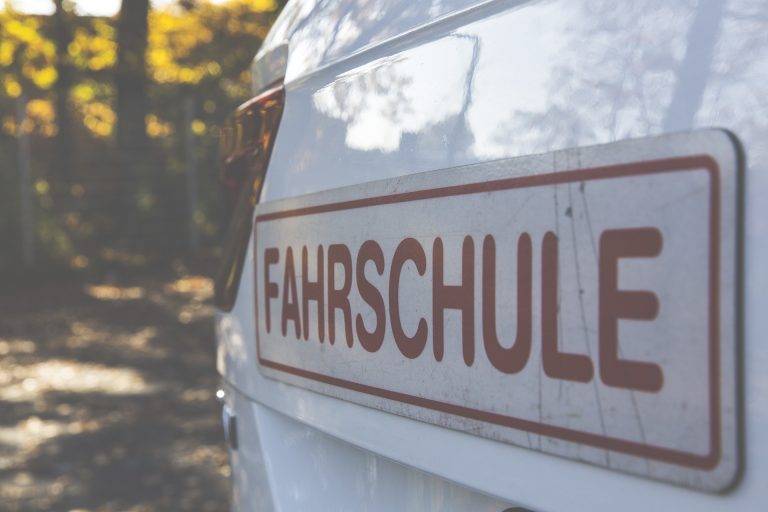 Vogtsburg: Motorrad-Unfall einer Fahrschule, zwei verletzt