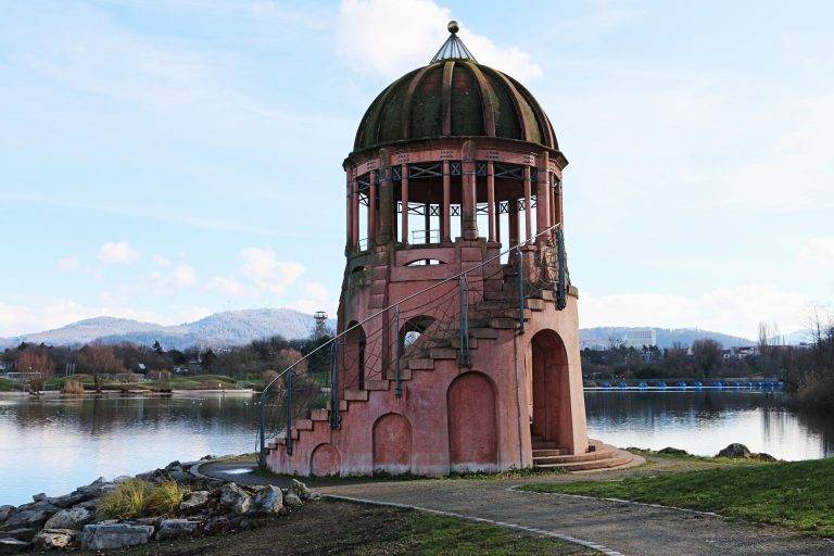 Seepark Freiburg: Polizei ermittelt nach tödlichem Badeunfall in Flückigersee