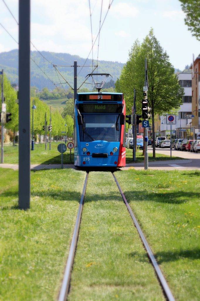 Freiburg: Fahrräder dürfen ab Oktober nachts in Straßenbahnen