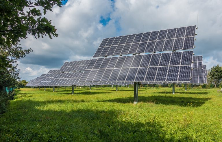 Weil am Rhein plant Solarpark und drei neue E-Ladesäulen