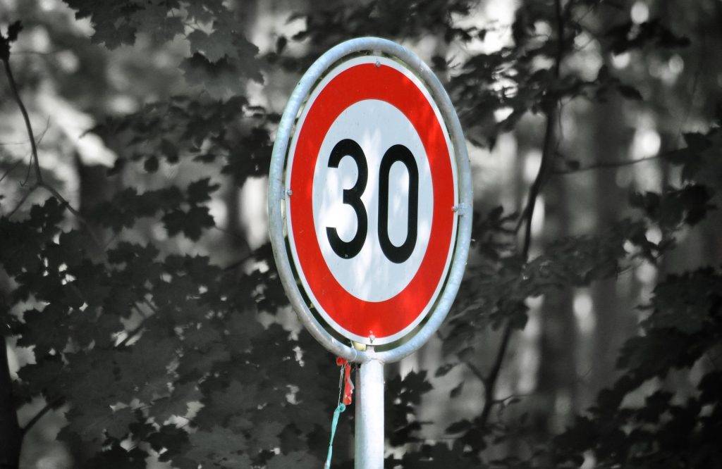 Freiburg: Auf vier weiteren Straßen gilt ab nächster Woche Tempo 30