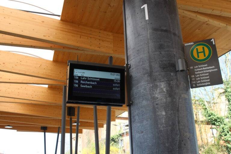 SWEG in Lahr: Digitale Haltestellenanzeiger für Kommunen