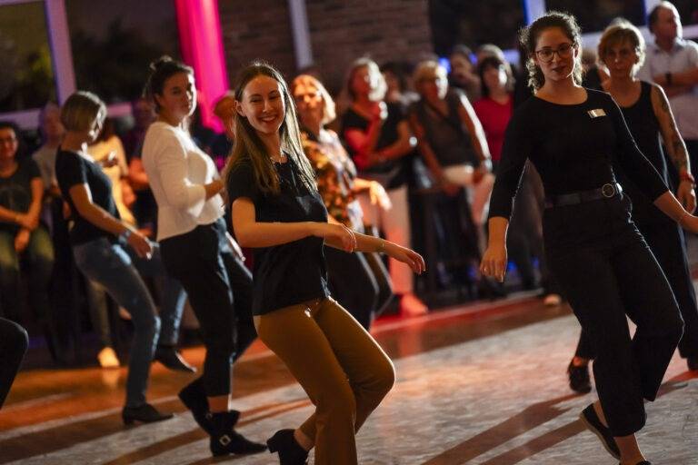 Line Dance Flashmob bringt Freiburg am Samstag zum Tanzen