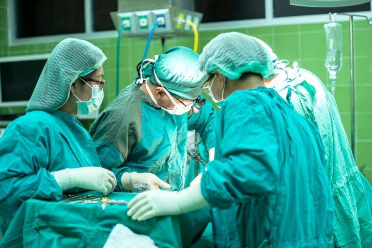 Uniklinik Freiburg: Neues Verfahren für schonende Leber-Operationen