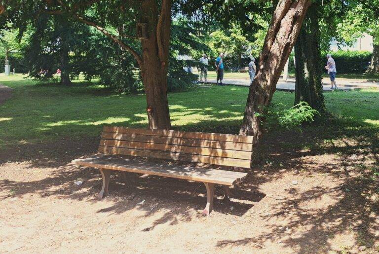 Weil am Rhein: „Schwätzbänkle“ jetzt im Läublinpark