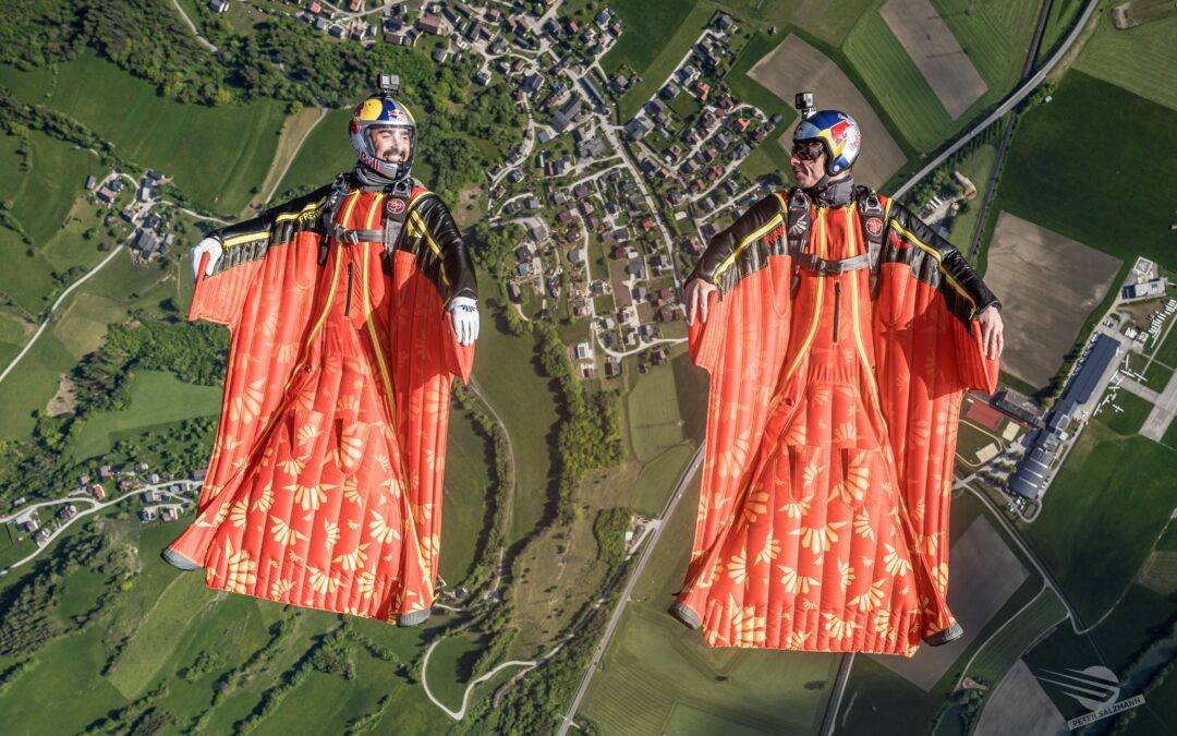 Wingsuit-Sprung aus Zeppelin über Europa-Park Rust