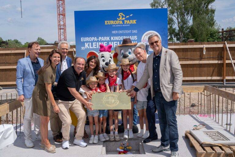 Europa-Park Rust baut Kinderhaus „Kleine Helden“