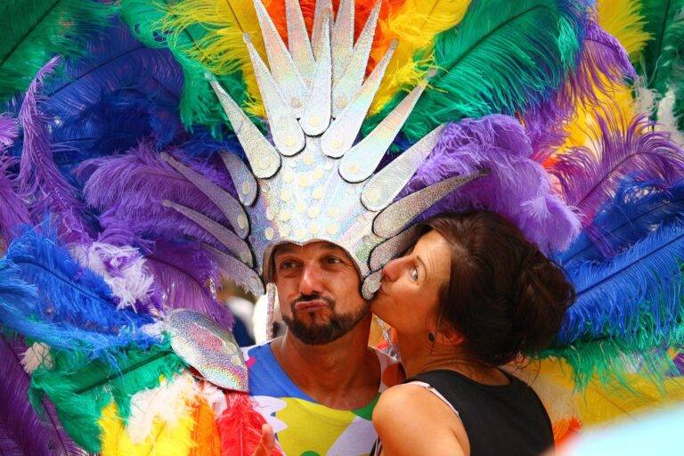 CSD Freiburg 2025: Parade 21.06., früheres Ende Münstermarkt
