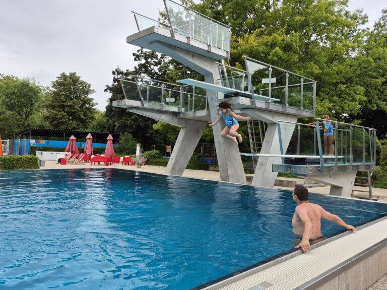 Emmendingen: Erfolgreicher Schwimmlernkurs für Kinder