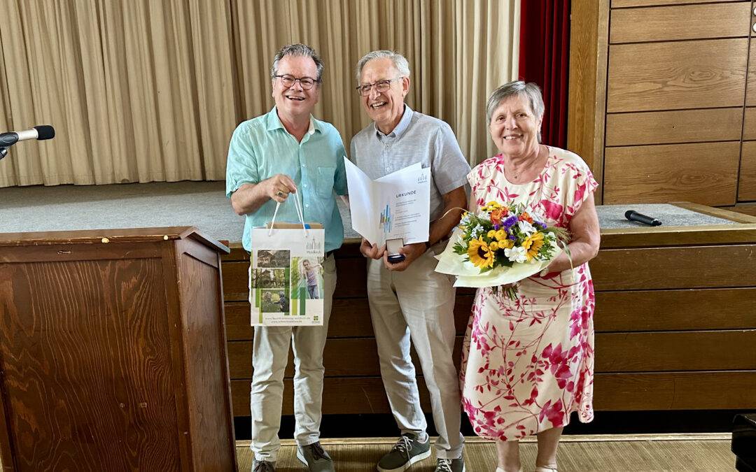 Waldkirch: Bernhard Läufer mit Stadtrechtsmedaille geehrt