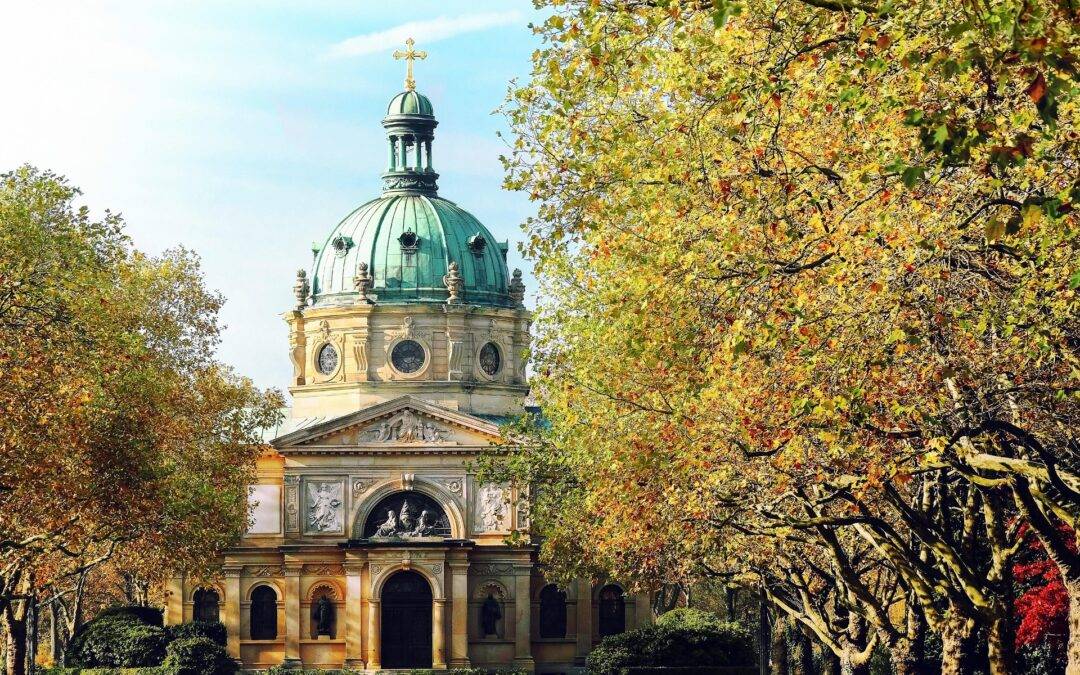 Freiburg prüft Standfestigkeit der Grabsteine ab Ende März