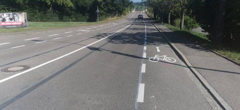 Lörrach: Neue Fahrradschutzstreifen in Eisenbahnstraße