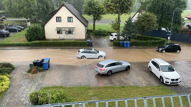 Starkregen & Unwetter in ganz Südbaden: Zahlreiche Keller voll, Bahnlinien lahmgelegt – eine Zusammenfassung der Ereignisse