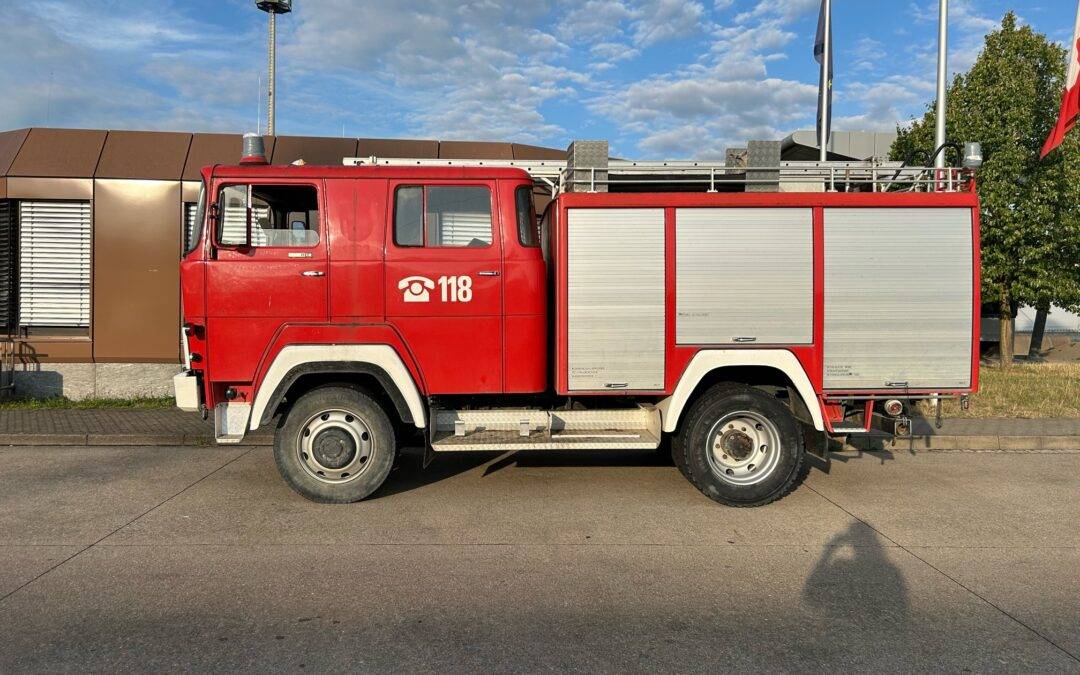 Lörrach: Zoll stoppt Feuerwehr-Oldtimer auf A5