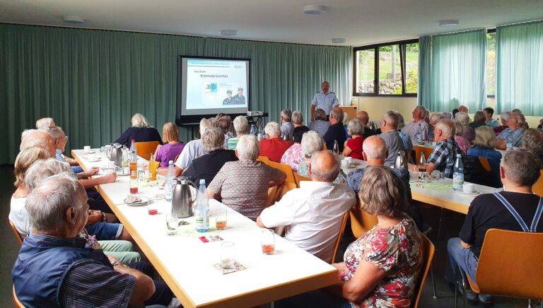 Weil am Rhein: Polizei klärte über Betrugsmaschen bei auf