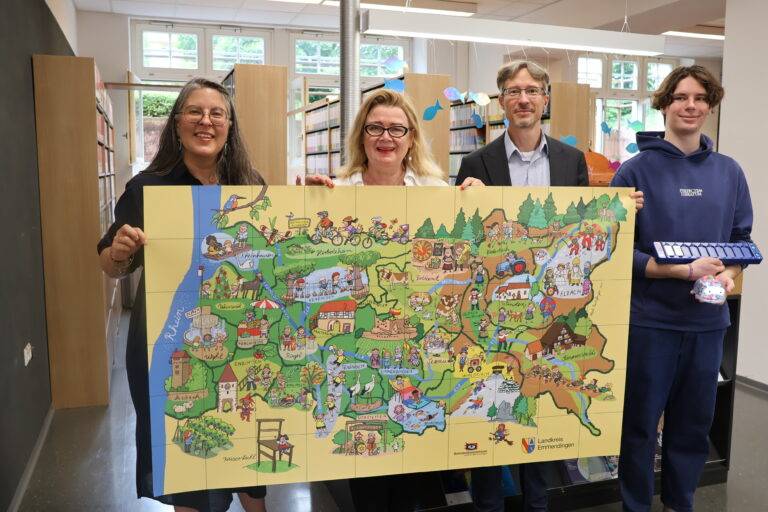 Emmendingen: Neue Spielmatte fürs Programmieren
