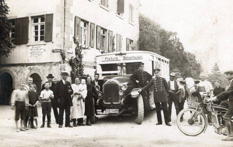 100 Jahre Busverkehr in Freiburg mit Jubiläums-Fest