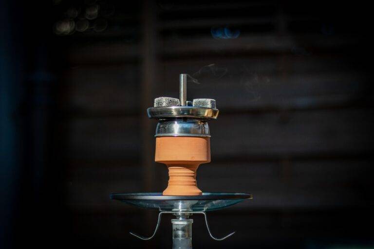 Freiburg: Zoll findet 14 Kilo unversteuerten Shisha-Tabak