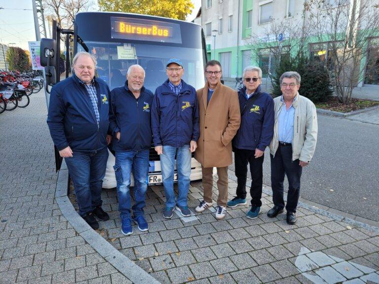 Bad Krozingen: 400. Fahrt im Bürgerbus geehrt