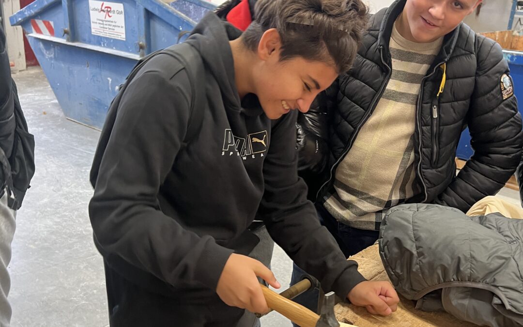 Über 1100 Schüler bei Infotagen Bauausbildung in Südbaden
