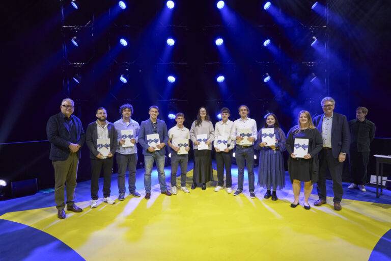 IHK feiert Meilenstein 2025 mit 1200 Absolventen