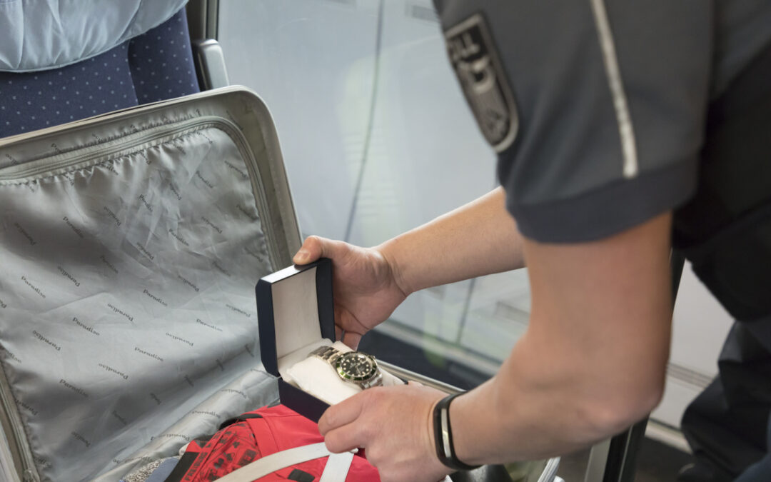 Zoll deckt Uhrenschmuggel in Weil am Rhein auf