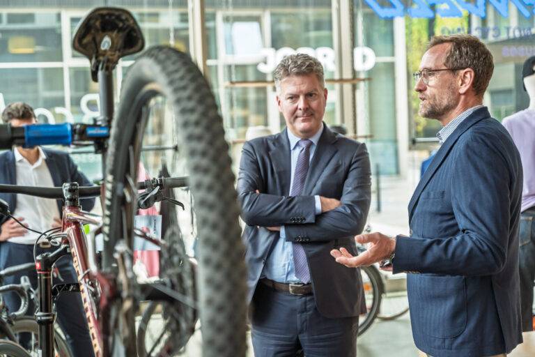 Diskussion über EU-Fahrradpolitik bei JobRad in Freiburg