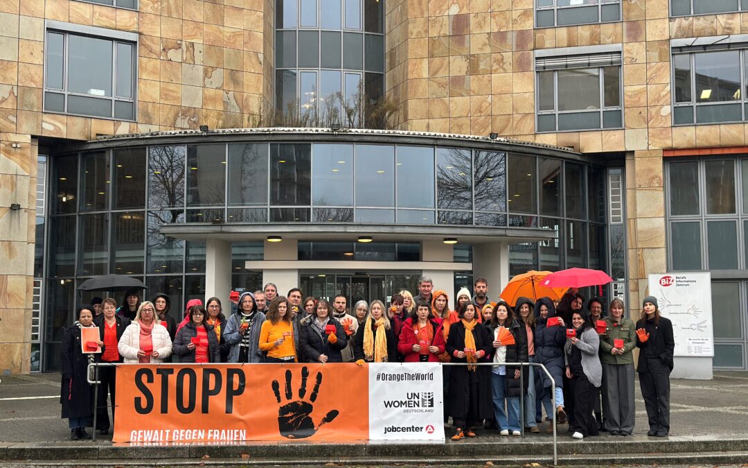 Agentur für Arbeit Freiburg setzt Zeichen gegen Gewalt an Frauen