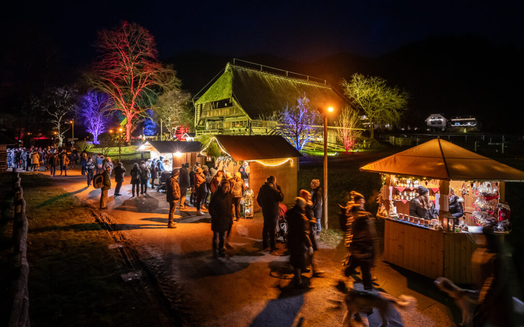 Vogtsbauernhof Gutach: Weihnachtsdorf ab 12. Dezember 2025