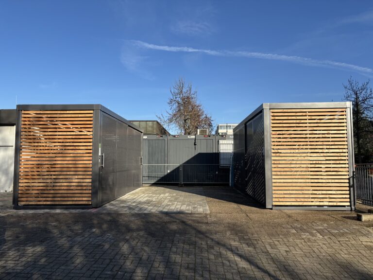 Neue Fahrrad-Sammelschließanlagen am Bahnhof Bad Krozingen