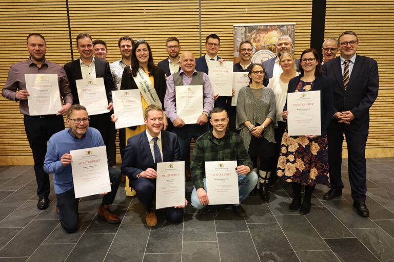 Weinbau-Meister im Regierungsbezirk Freiburg geehrt