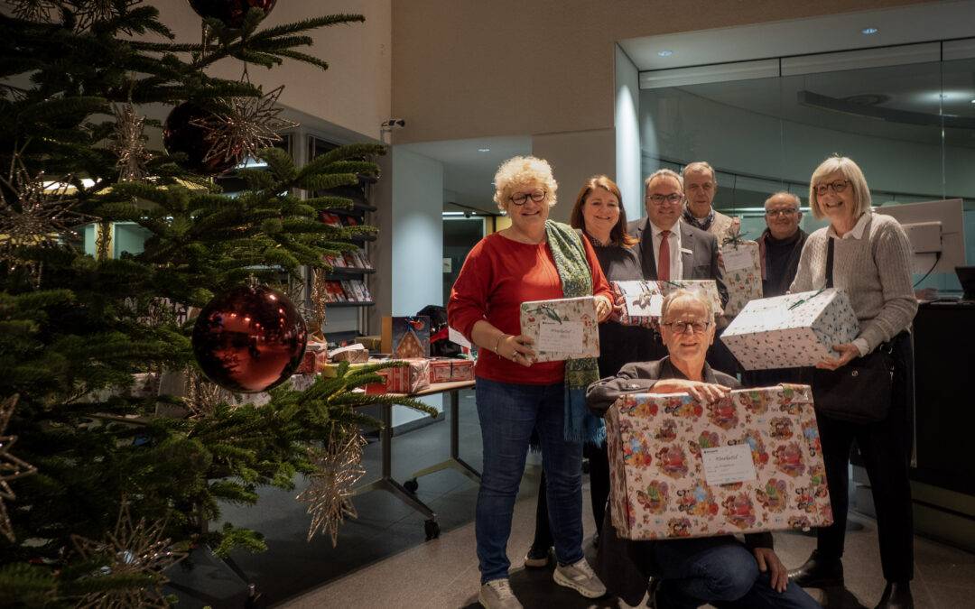 Weihnachtsaktion in Freiburg erfüllt Wünsche ukrainischer Kinder