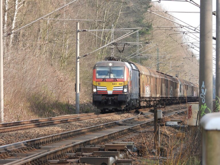 Bauarbeiten auf A5: Deutsche Bahn bohrt für neue Bahnstrecke