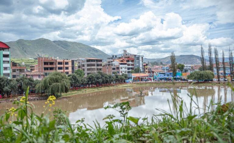 Freiburg schließt Klimaprojekt im Feuchtgebiet Pata Pata ab