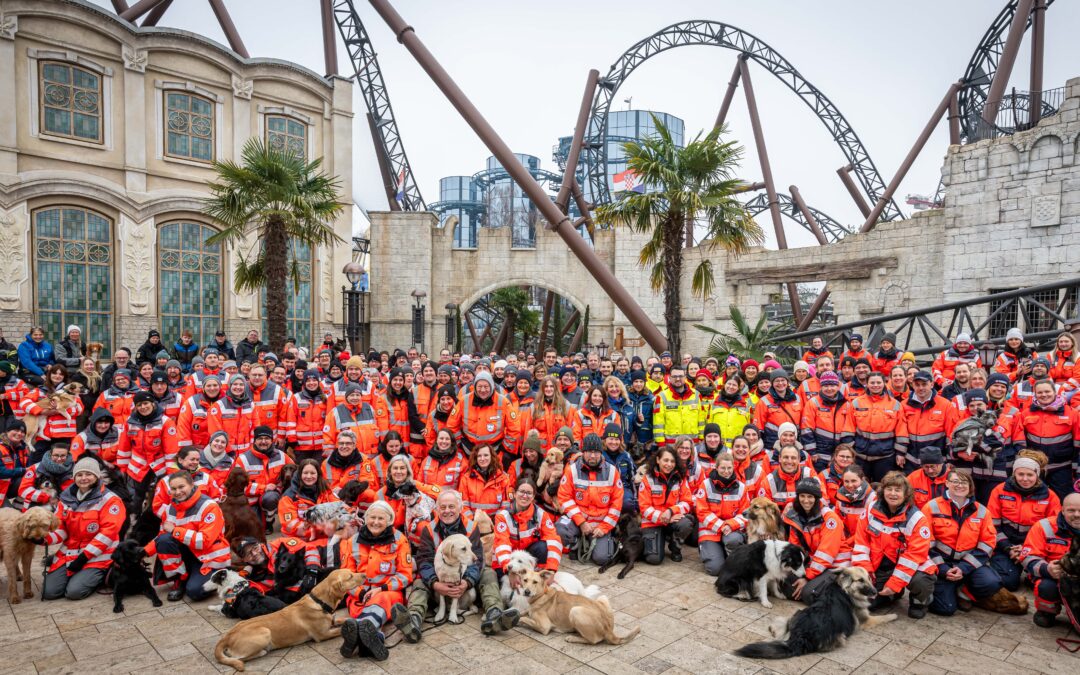 Rettungshunde trainieren wieder im Europa-Park Rust