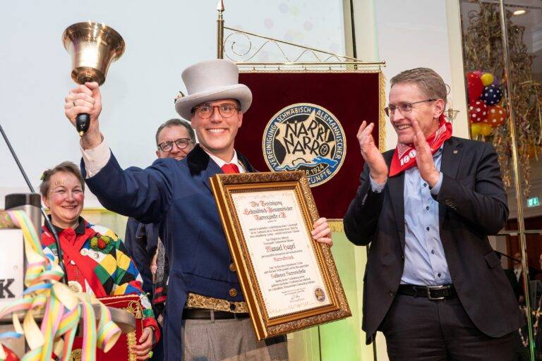 Goldene Narrenschelle für Manuel Hagel im Europa-Park Rust