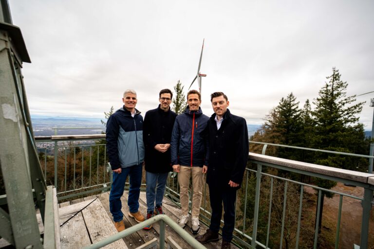 Zwei neue Windräder am Roßkopf liefern jetzt Ökostrom