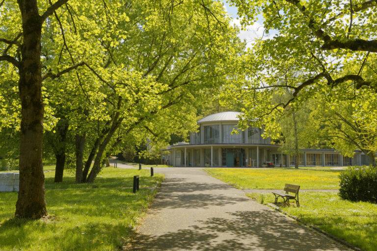 Friedhofscafé Lörrach startet auf dem Hauptfriedhof am 19. April