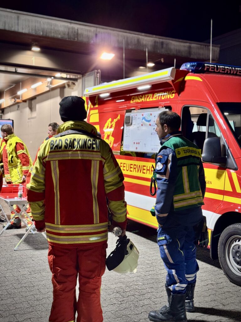 Suchaktion im Rhein: Feuerwehr Bad Säckingen im Dauereinsatz