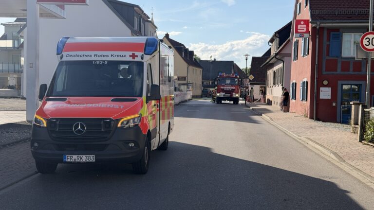 Brand in Umkirch: DRK betreut mehr als zehn Menschen
