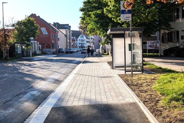 Weil am Rhein baut vier Bushaltestellen barrierefrei um