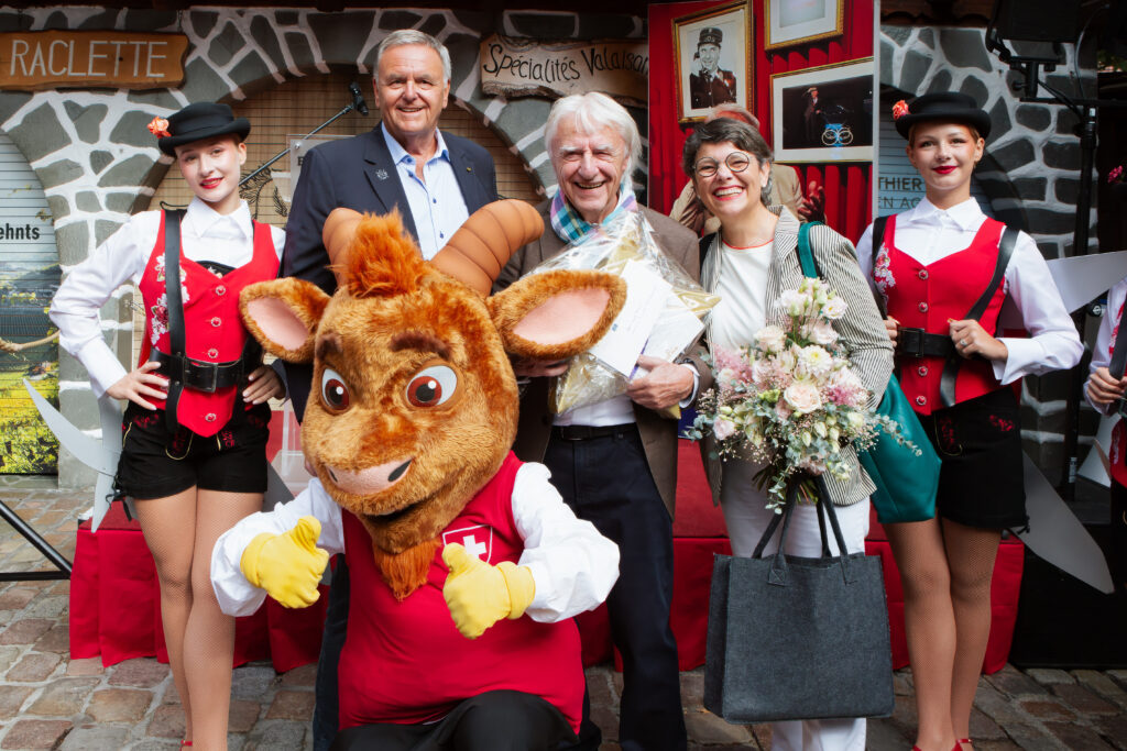 Europa-Park Rust eröffnet Emil-Hüüsli für Emil Steinberger