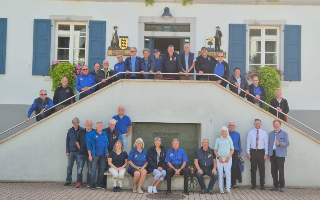 Bad Krozingen: Bürgerbus-Team besucht Vogtsbauernhof Gutach