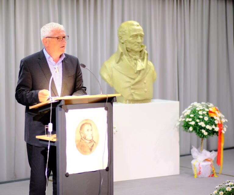 Lörrach: Arnold Stadler liest zum Hebel-Gedenkjahr im Dreiländermuseum