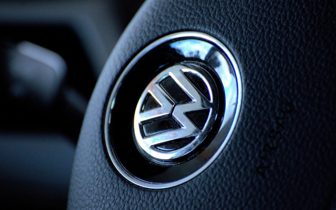 Autobauer Volkswagen kündigt zehn Tarifverträge