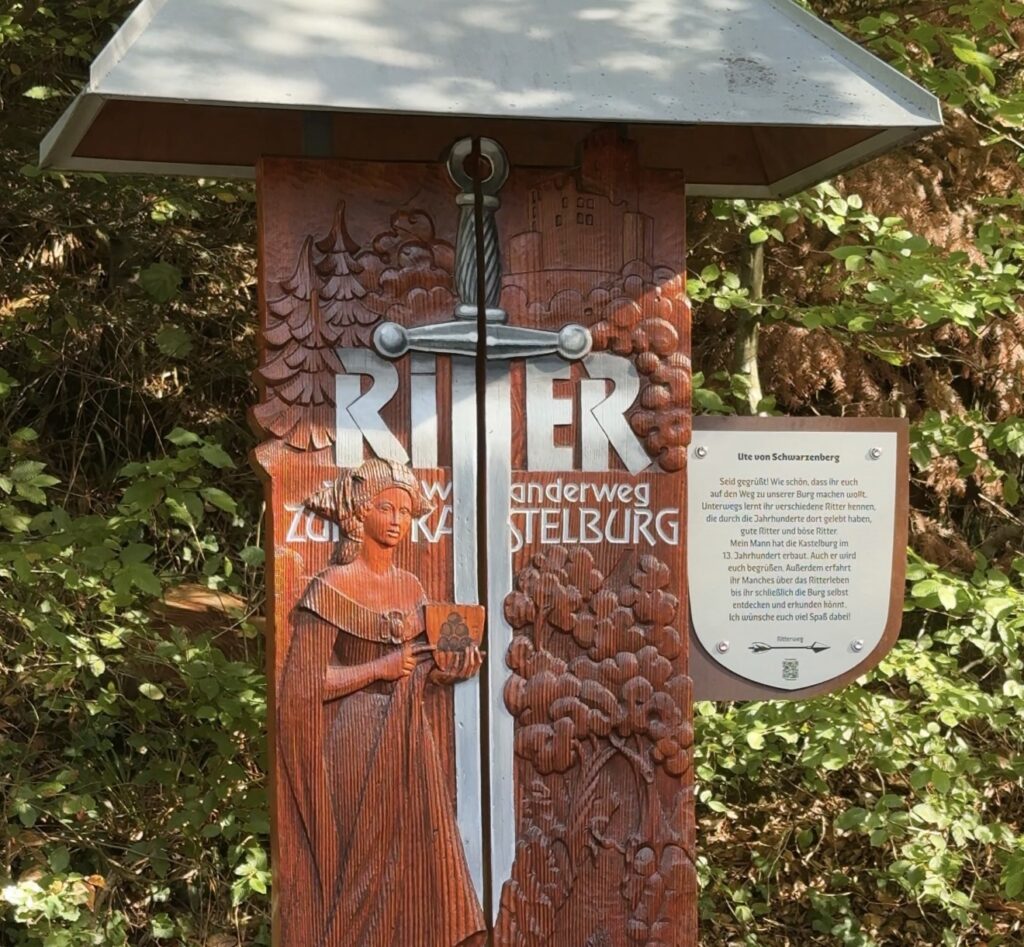 Ritterfest in Waldkirch: Neuer Ritterweg zur Kastelburg eröffnet