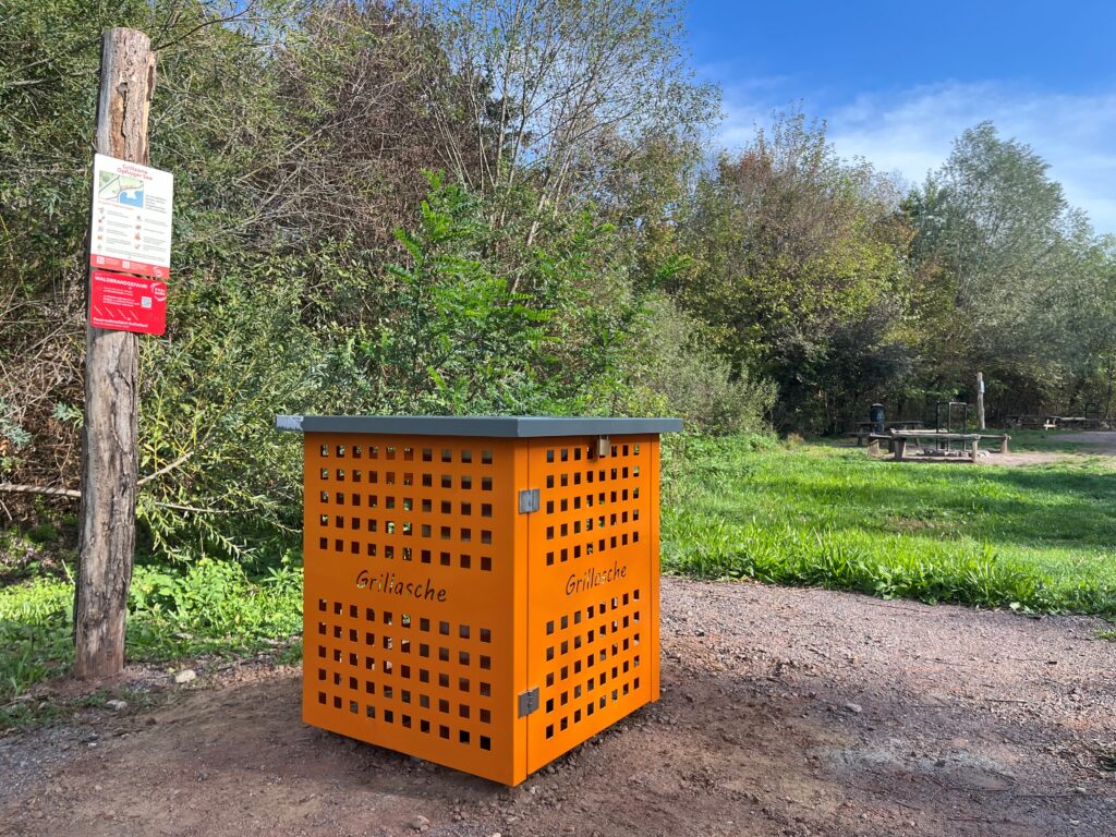 Freiburg: Neue Grillzone am Opfinger See eröffnet
