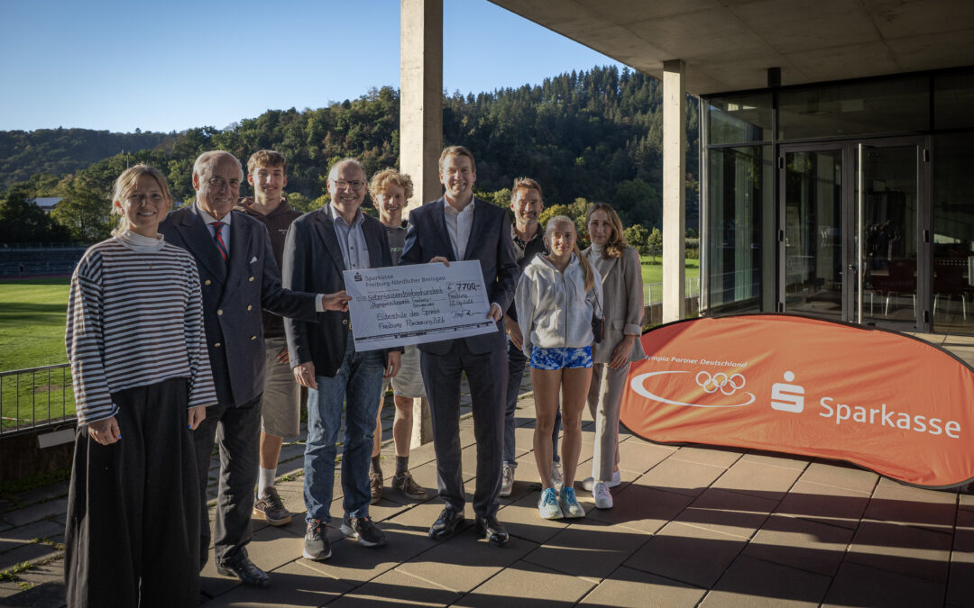 Freiburg: Sparkasse spendet 7.700 Euro für Olympiastützpunkt