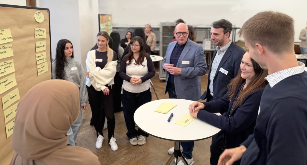 Hochschule Offenburg: Neuer Studiengang arbeitet an digitalen Lösungen für die Verwaltung