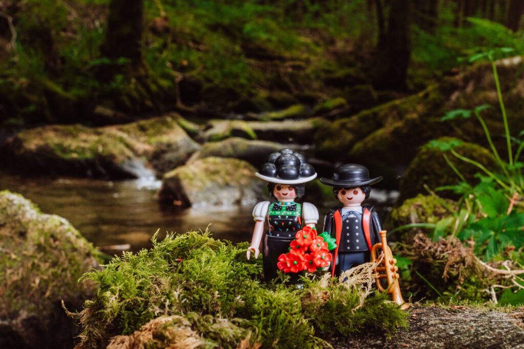 PLAYMOBIL-Schwarzwaldpaar in Schönau und Wieden zu kaufen